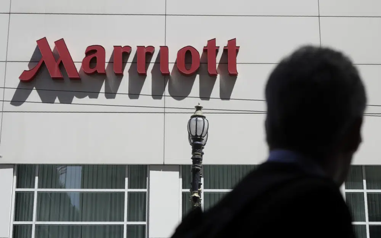 Major Corporations, Including Amazon and Marriott, Pledge to Employ Numerous Refugees in Europe