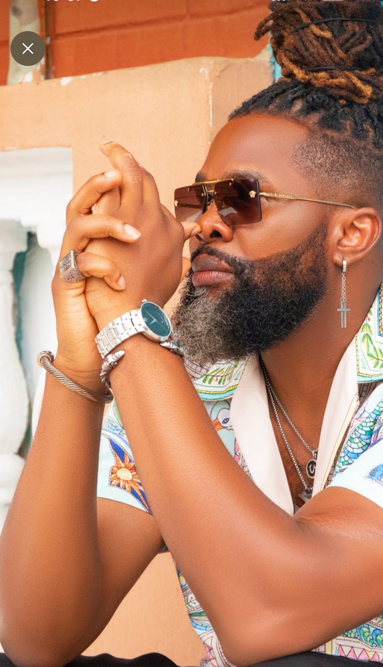 Brite Benson – The Artist’s Journey and Background